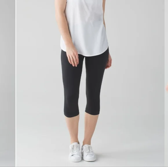 Lululemon Flow & Go Crop - Picture 2 of 15